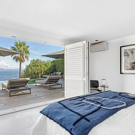 Villa Pied Dans L'eau - Les Parcs Tropez