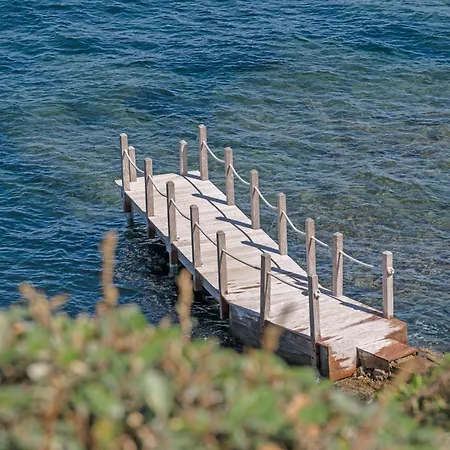 Pied Dans L'eau - Les Parcs Tropez * Saint-Tropez
